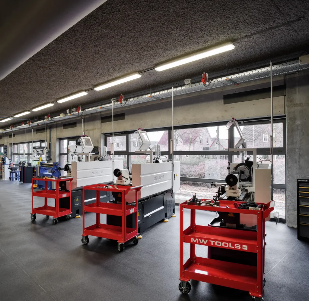 Hoe licht bijdraagt aan een moderne leeromgeving op het Varendonck College