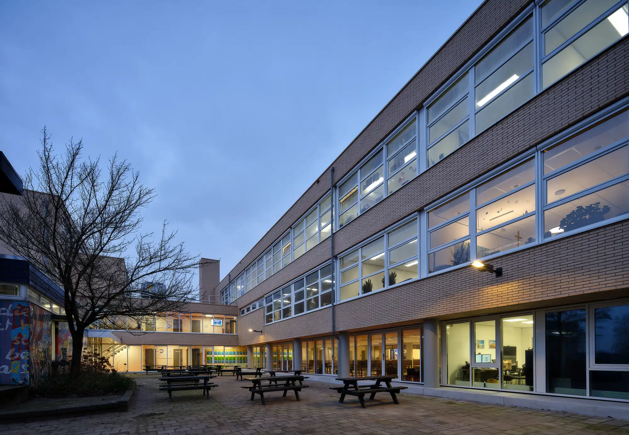 hm_hitachi_amsterdam_lr_04 school
