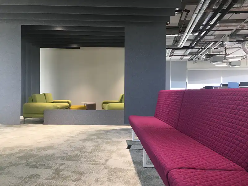 In Amstelveen heeft HP begin 2020 een vernieuwde kantoorlocatie in gebruik genomen. Het bestaande gebouw aan de Krijgsman is voorafgaand aan de verhuizing duurzaam opgewaardeerd en voldoet aan het BREEAM In-Use niveau Excellent.