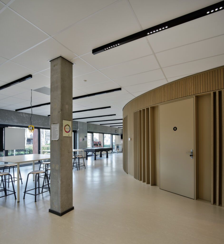 Hoe licht bijdraagt aan een moderne leeromgeving op het Varendonck College